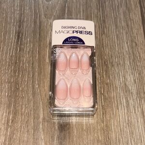 Dashing Diva Press On Nails